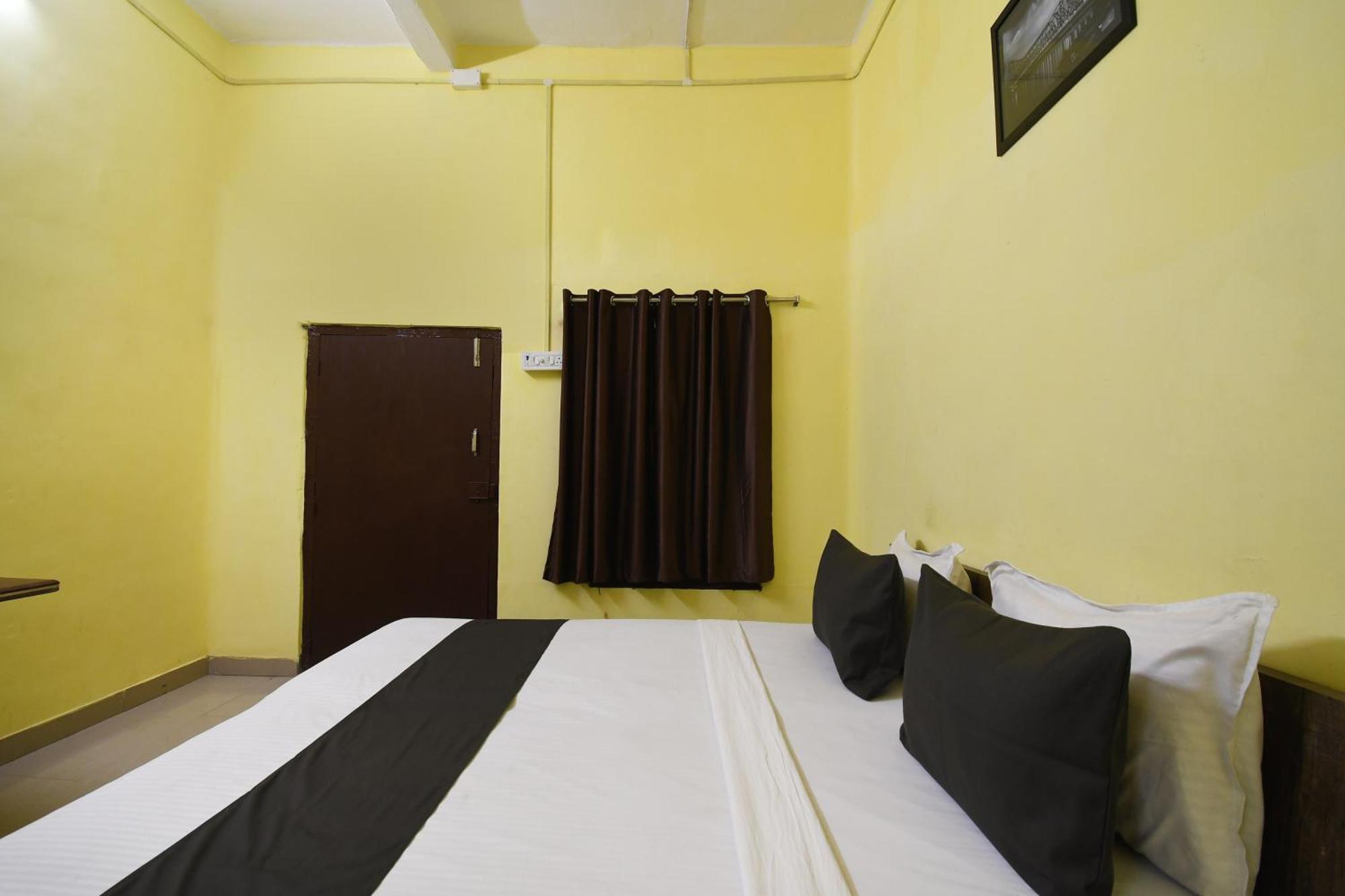 Oyo Heritage Inn Guest House كولكاتا المظهر الخارجي الصورة